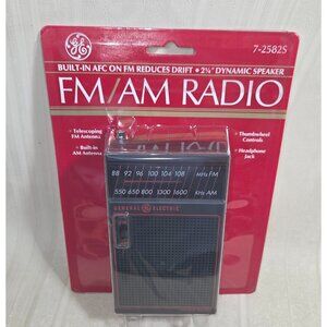 GE AM / FM Handheld Portable Radio 7-2582S New. Sealed
